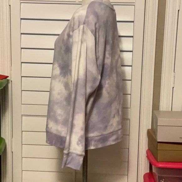 Splendid Lavender Tie-Dye Sweatshirt - Picture 4 of 7